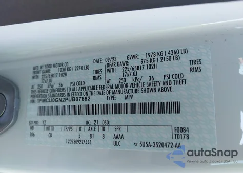 2023 Ford Escape Active z USA, uszkodzony, nr VIN 1FMCU0GN2PUB07682